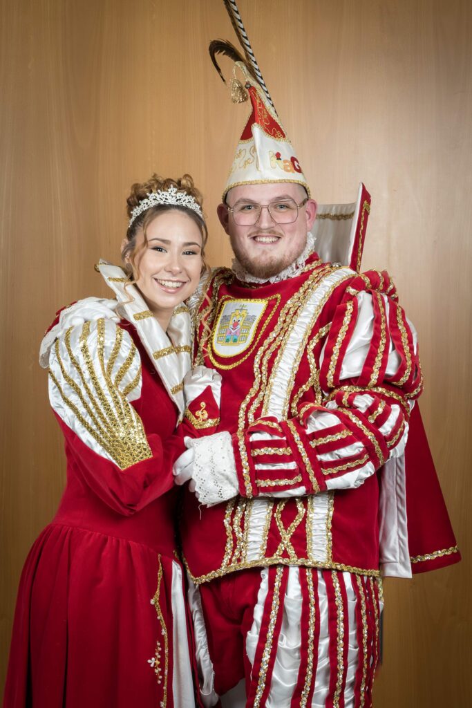 0434_KAGEPE_Prënzepuer Andy I & Liss I